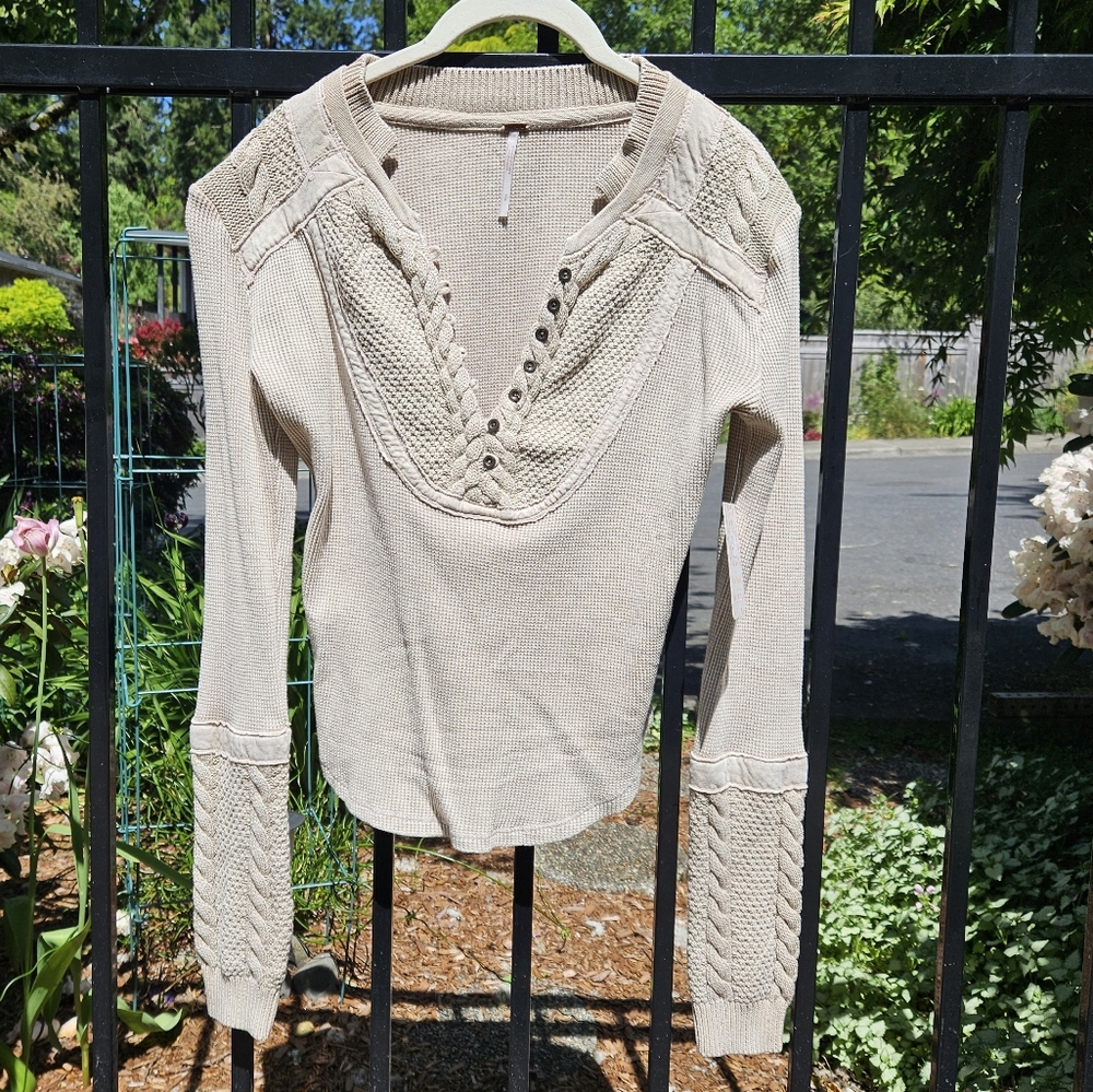 Free People Oakley Thermal Henley Top V Neck LS Mixed Knits Sand Size Small NWT - Picture 7 of 16